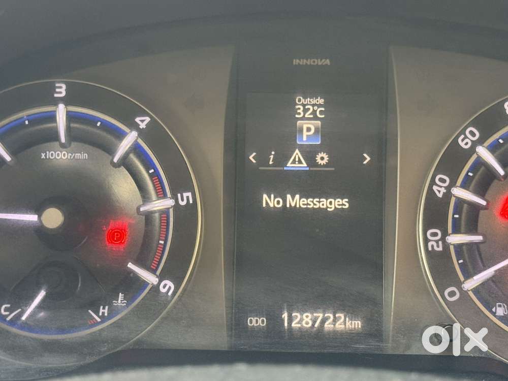 Toyota Innova Crysta 2.8 Zx At, 2016, Diesel