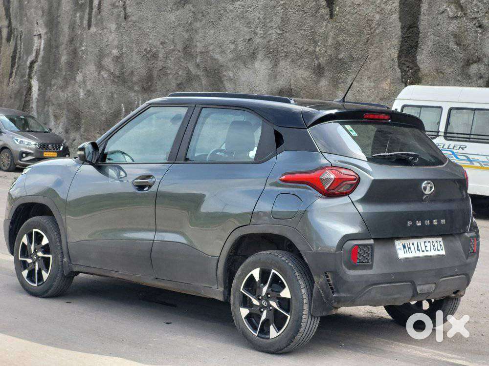 Tata Punch 1.2 Revotron Creative Dual Tone, 2024, Petrol