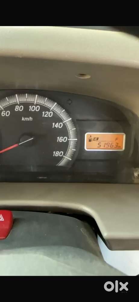 Maruti Suzuki Eeco 5 2011
