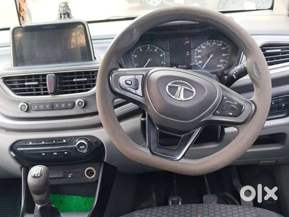 Tata Altroz 1.2 Xt, 2021, Petrol