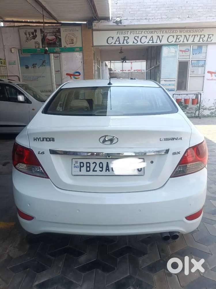 Hyundai Fluidic Verna 2012 Diesel 95000 Km Driven