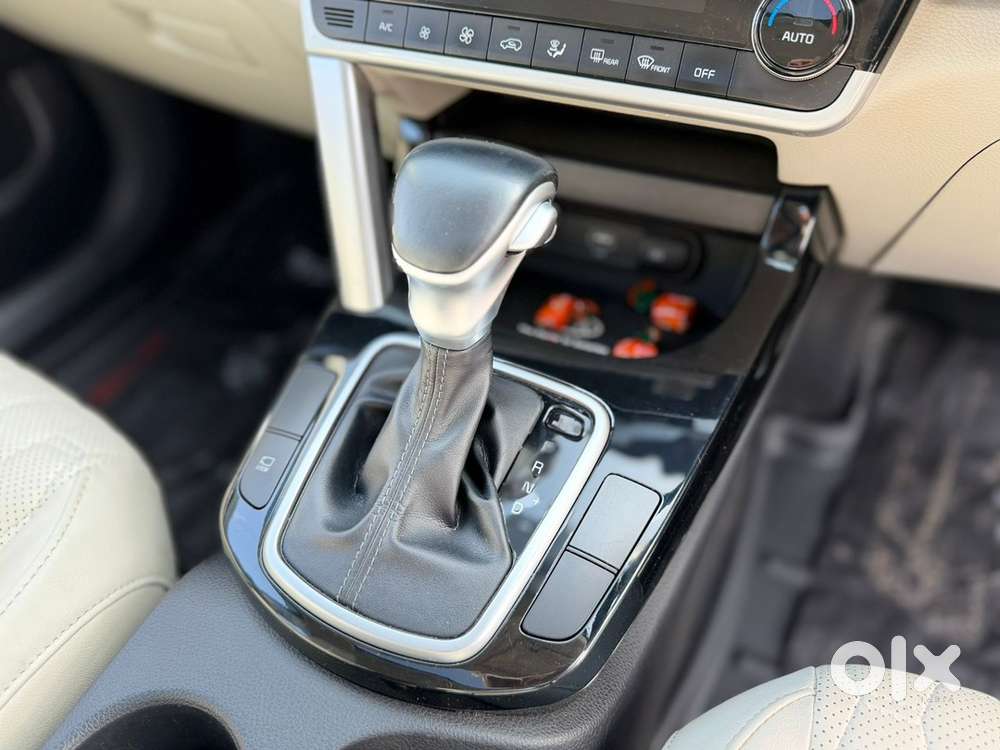 Kia Seltos Petrol At 2021