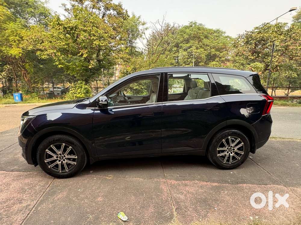 Mahindra Xuv700 2.2 Ax 7 Diesel At Luxury Pack Str, 2023, Diesel