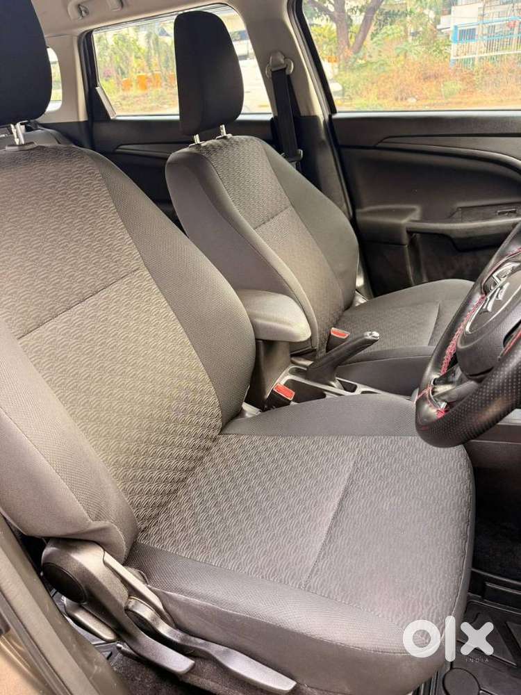 Maruti Suzuki Brezza 1.5 Zxi At Smart Hybrid, 2024, Petrol