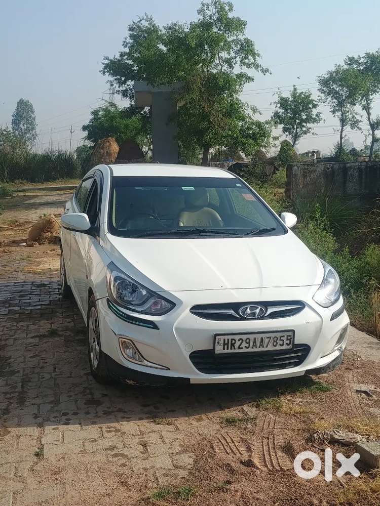 Hyundai Verna 2011
