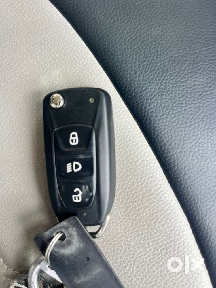 2022 Tata Nexon Xm(s) Petrol (manual) Sunroof  37,000 Km  2nd Owner