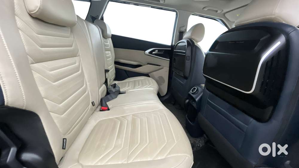 Kia Carens 1.4 Luxury Plus Dct 7 Str, 2022, Petrol