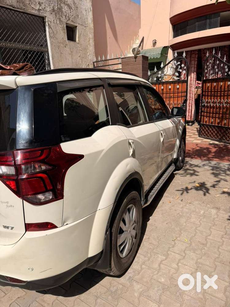 Mahindra Xuv500 2018 Diesel Well Maintained