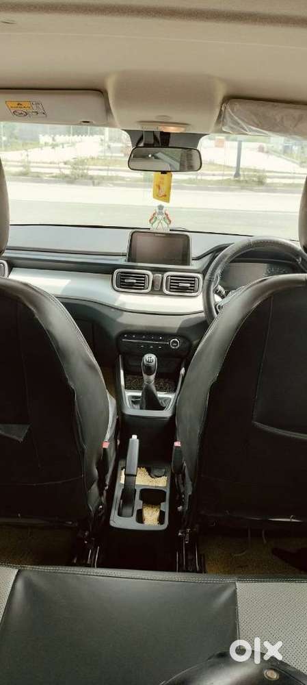 Tata Punch 1.2 Revotron Creative Dual Tone, 2022, Petrol