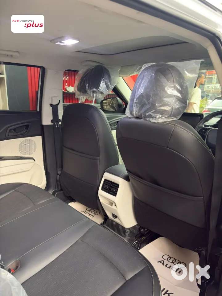 Mahindra Xuv 3xo, 2025, Petrol