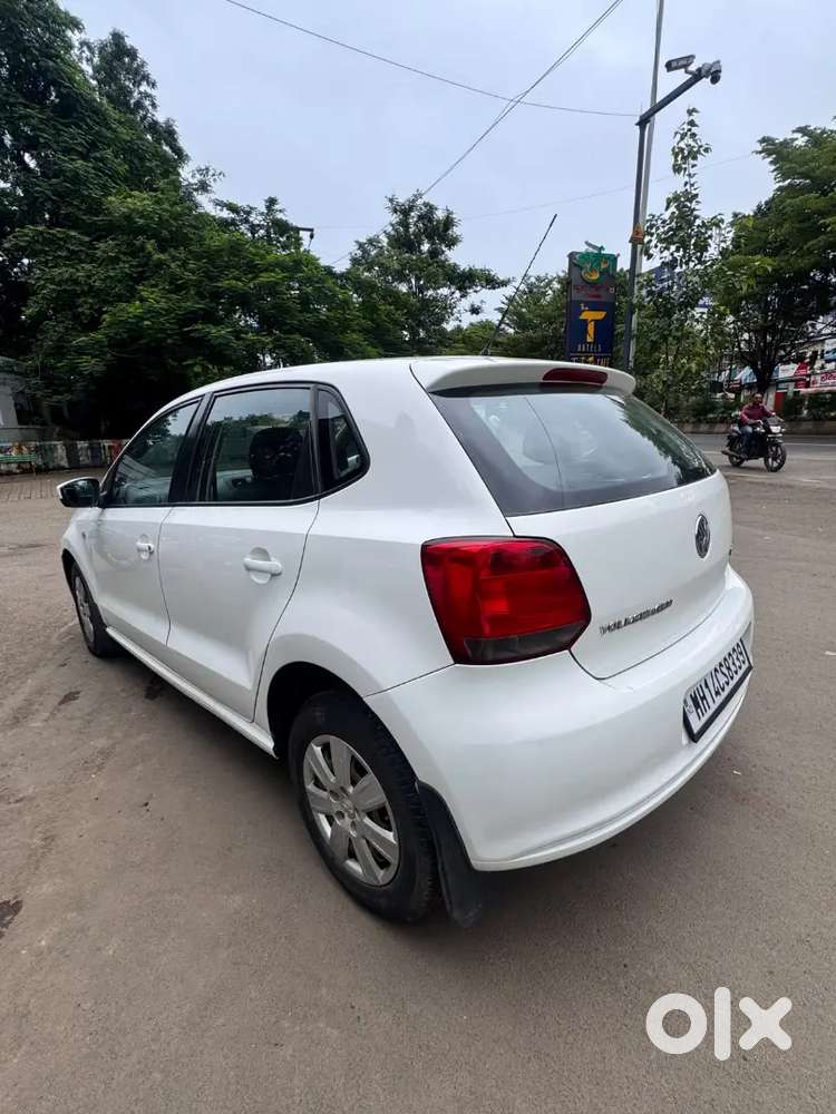 Full White Car  Excellent Condition  No Scratches  Strong Engine