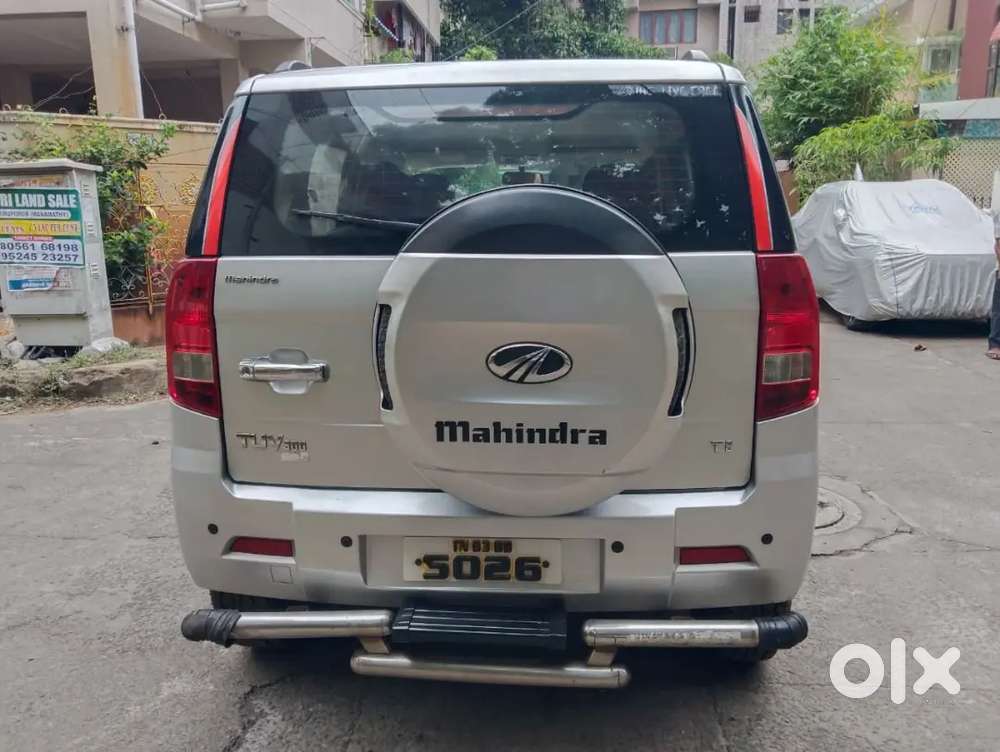 Mahindra Tuv 300 2018