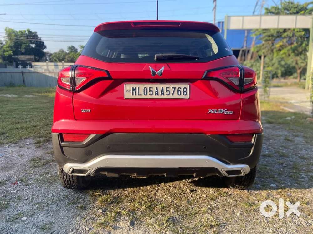 Mahindra Xuv300 W8 Option, 2023, Petrol