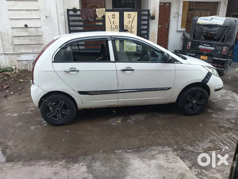 Good Condition, 4 Alloy Wheel,