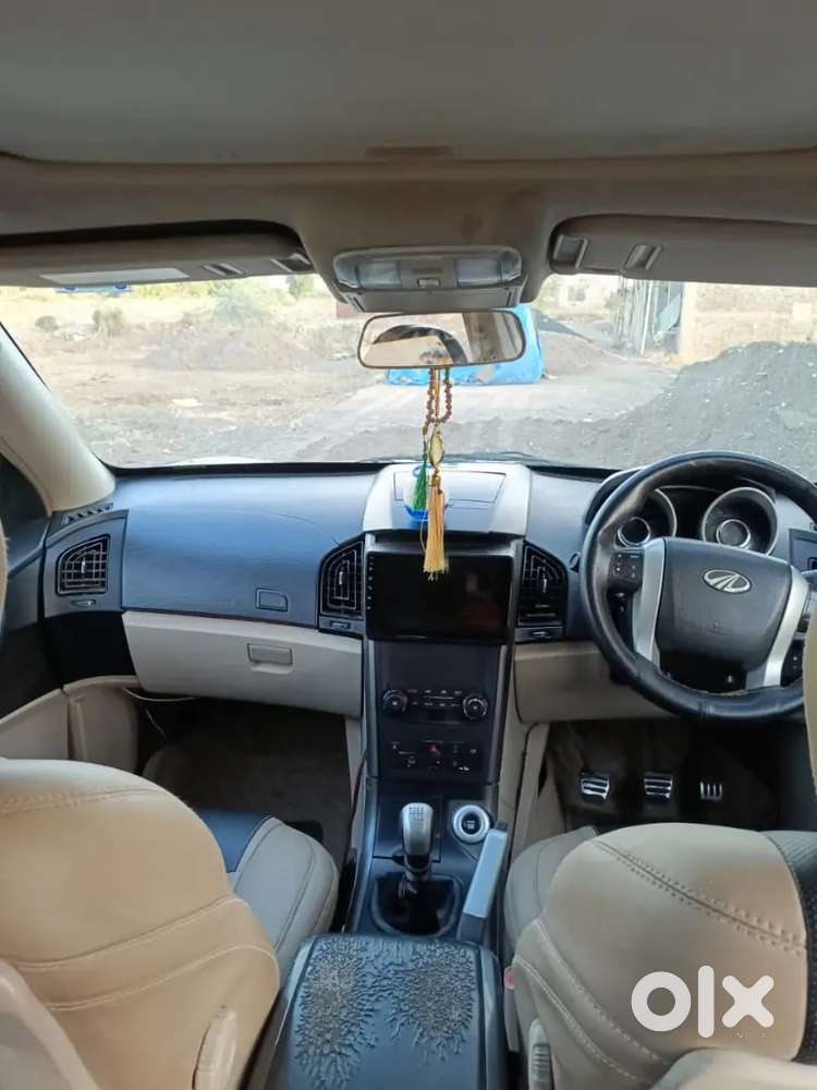 Mahindra Xuv500 W10 2015 11 November Diesel 107000 Km Driven