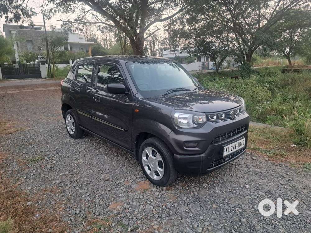 Maruti Suzuki S-presso Vxi, 2022, Petrol