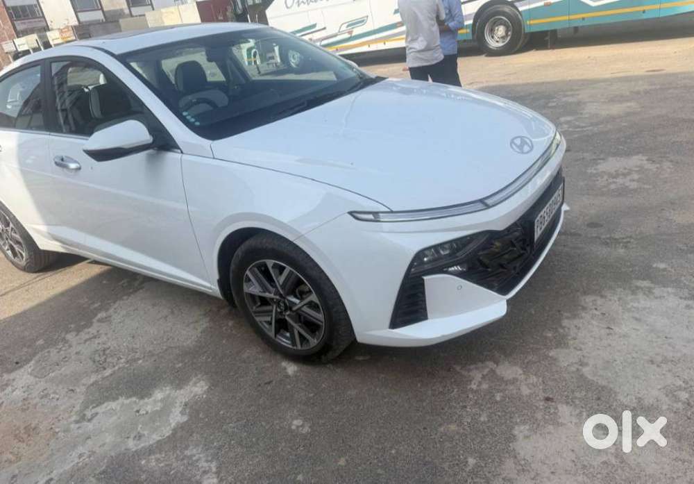 Hyundai Verna 1.5 Sx Petrol Mt, 2023, Petrol