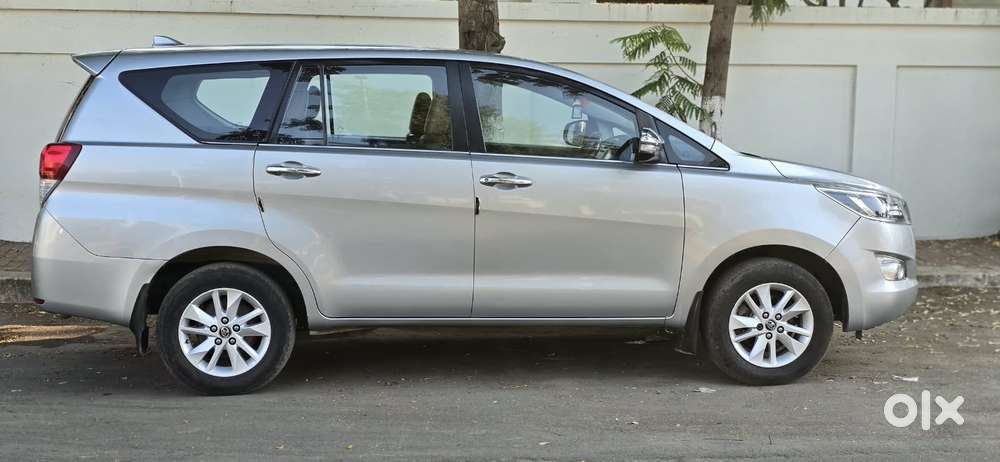 Toyota Innova Crysta 2.8z Automatic, 2017, Diesel