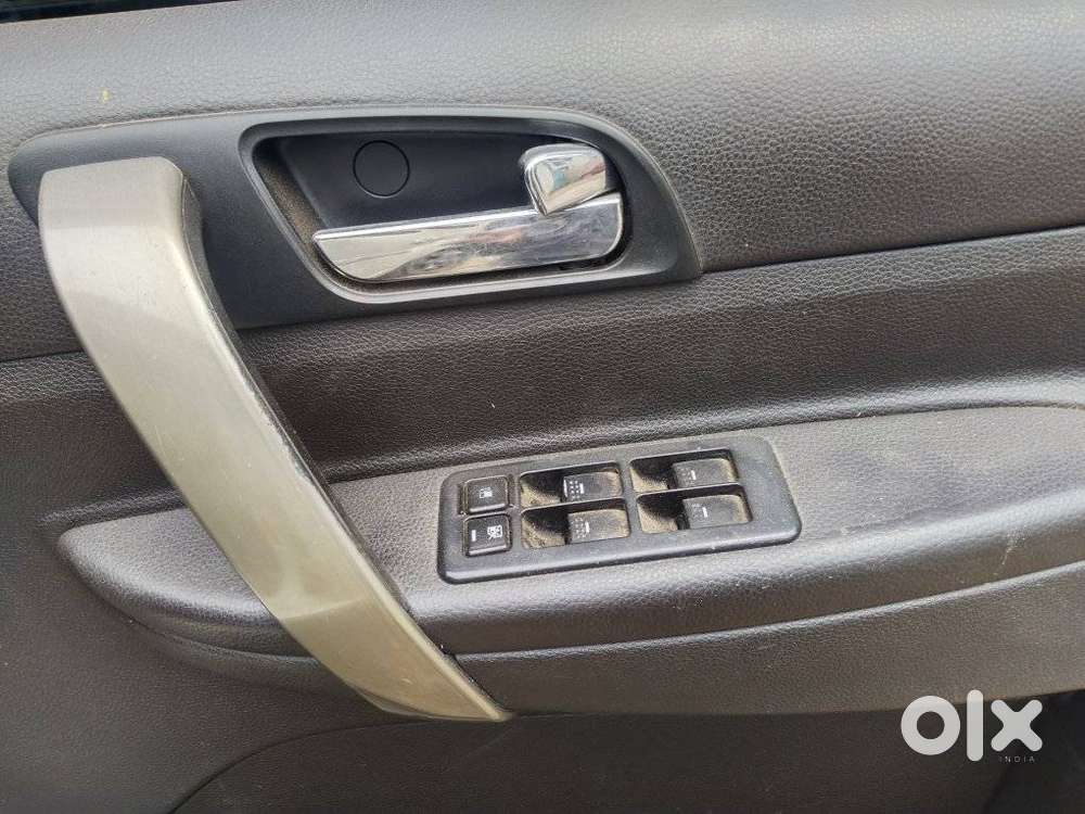 Tata Safari Storme Vx, 2016, Diesel