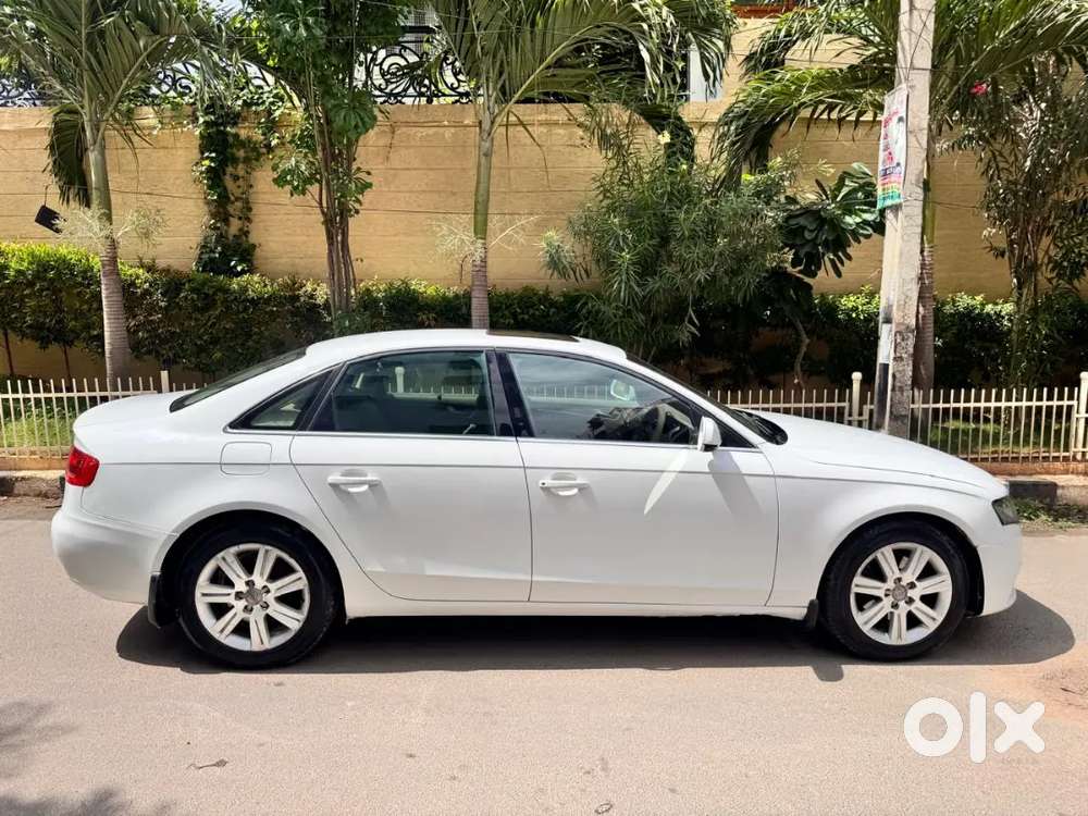 Audi A4 Tdi 2011 First-owner Sunroof