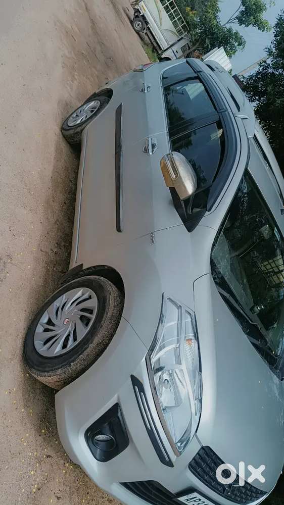 Maruti Suzuki Ertiga 2013 Diesel 185000 Km Driven