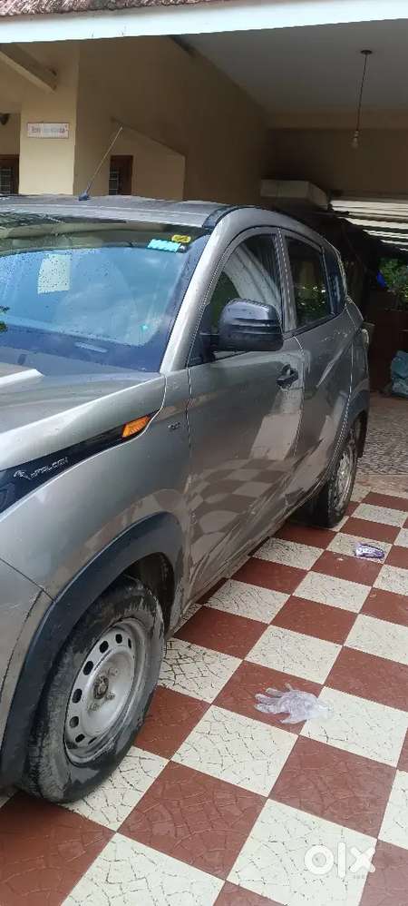 Mahindra Kuv100 Nxt Petrol 2019
