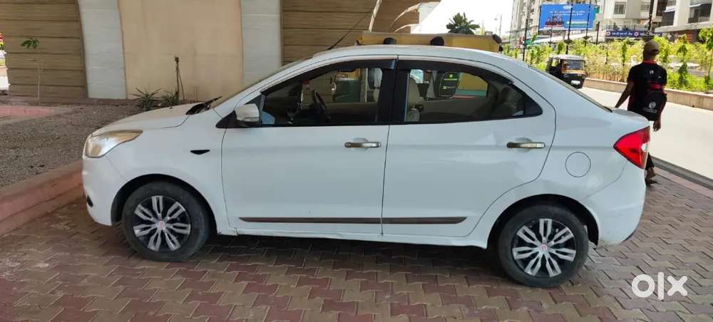 Ford Aspire Titanium 2016