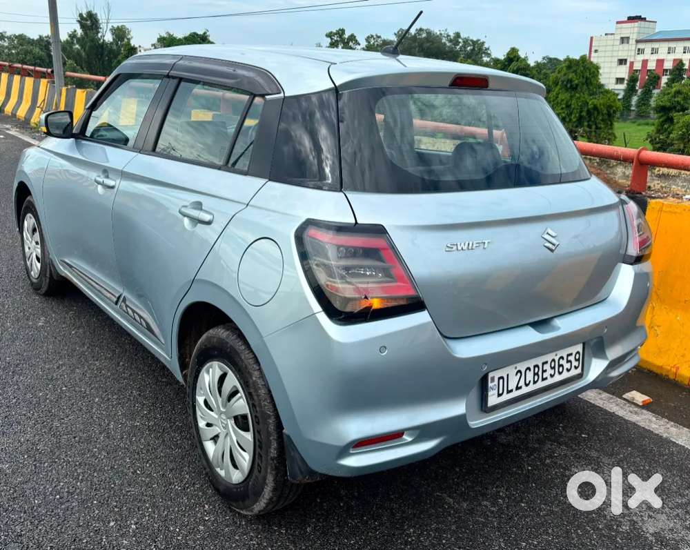 Maruti Suzuki Swift Vxi, 2024, Petrol
