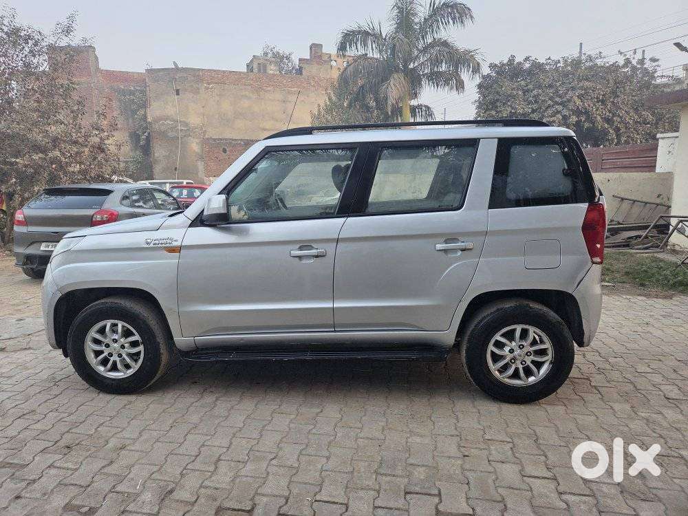 Mahindra Tuv 300 Mhawk100 T8, 2022, Diesel