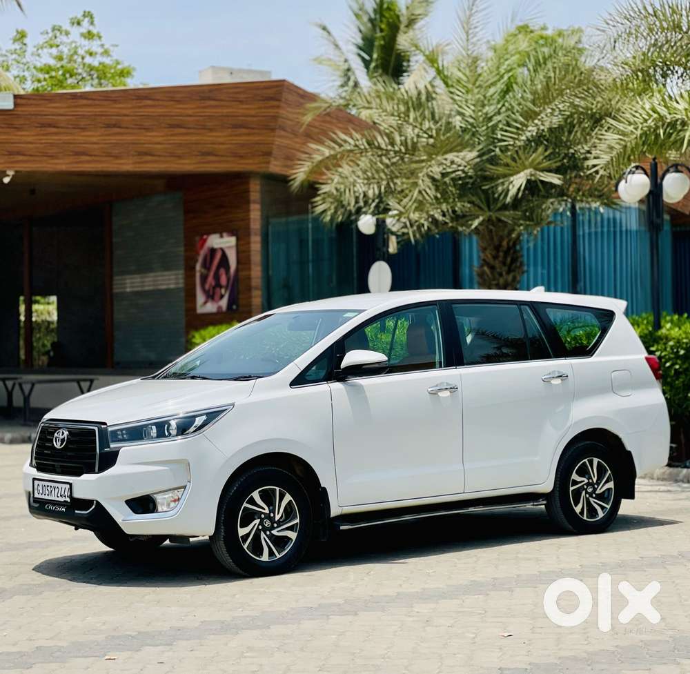 Toyota Innova Crysta 2.4 V, 2024, Diesel