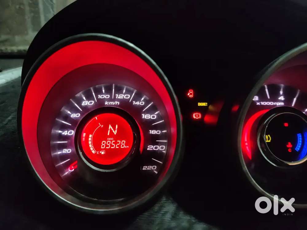 Mahindra Xuv500 2014 Diesel 89500 Km Driven