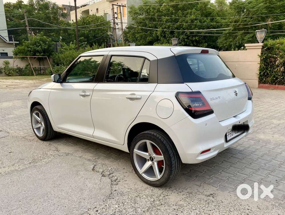 Maruti Suzuki Swift 1.2 Vxi (o), 2025, Petrol