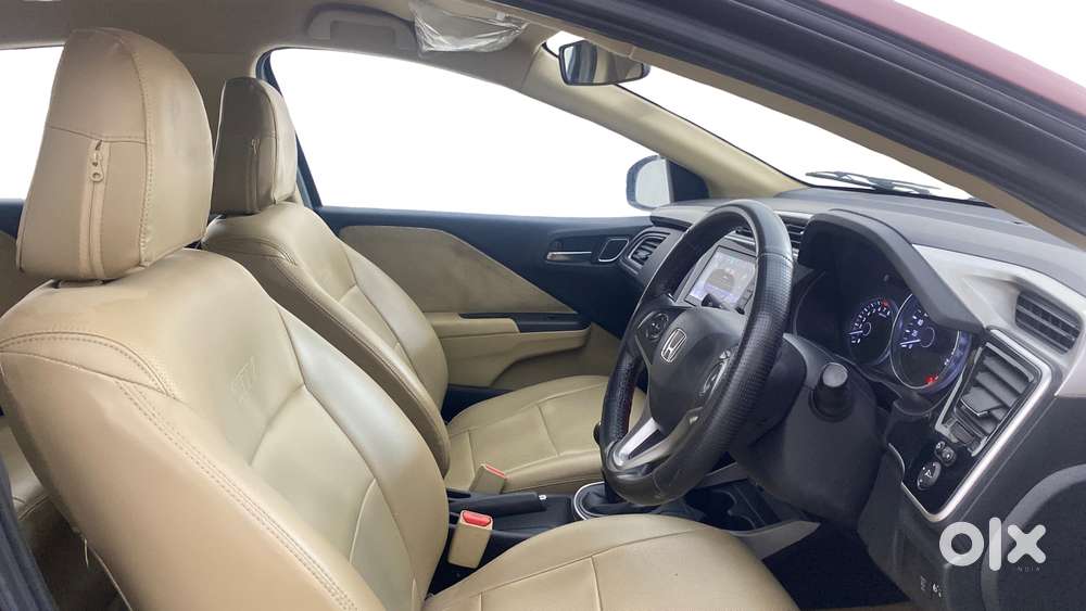 Honda City I-vtec V, 2018, Petrol