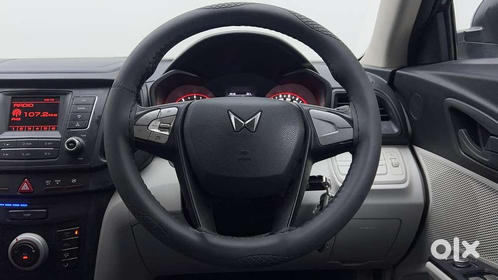 Mahindra Xuv300 1.2 W6 Amt Petrol, 2022, Petrol