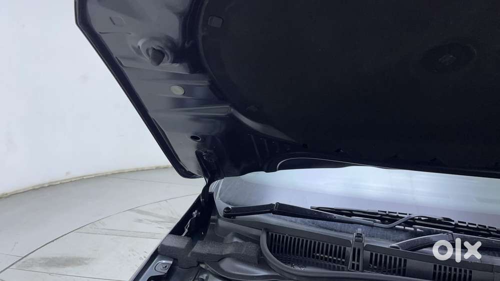 Skoda Slavia Style 1.0l Tsi Mt, 2022, Petrol