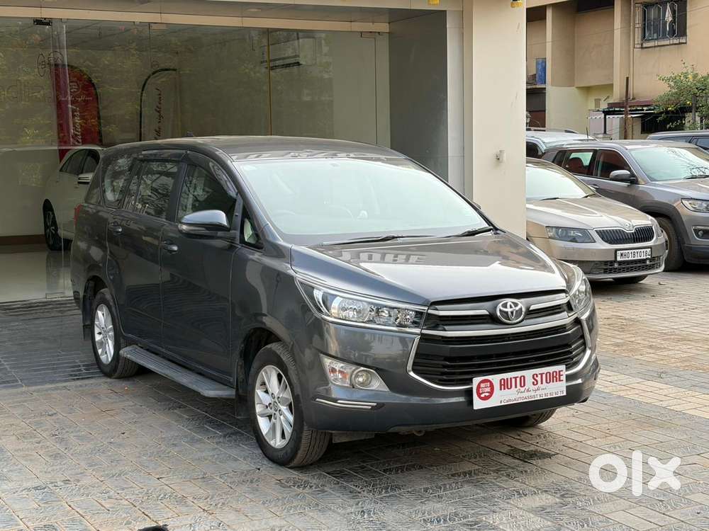 Toyota Innova Crysta [2016-2020] 2.4 Gx At 8 Str, 2017, Diesel