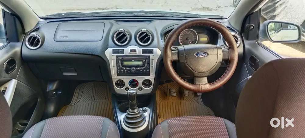Ford Figo 1.2 Petrol 2012 Titanium