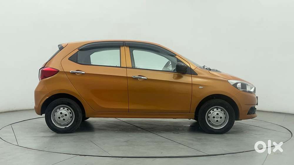Tata Tiago 1.2 Revotron Xm, 2017, Petrol