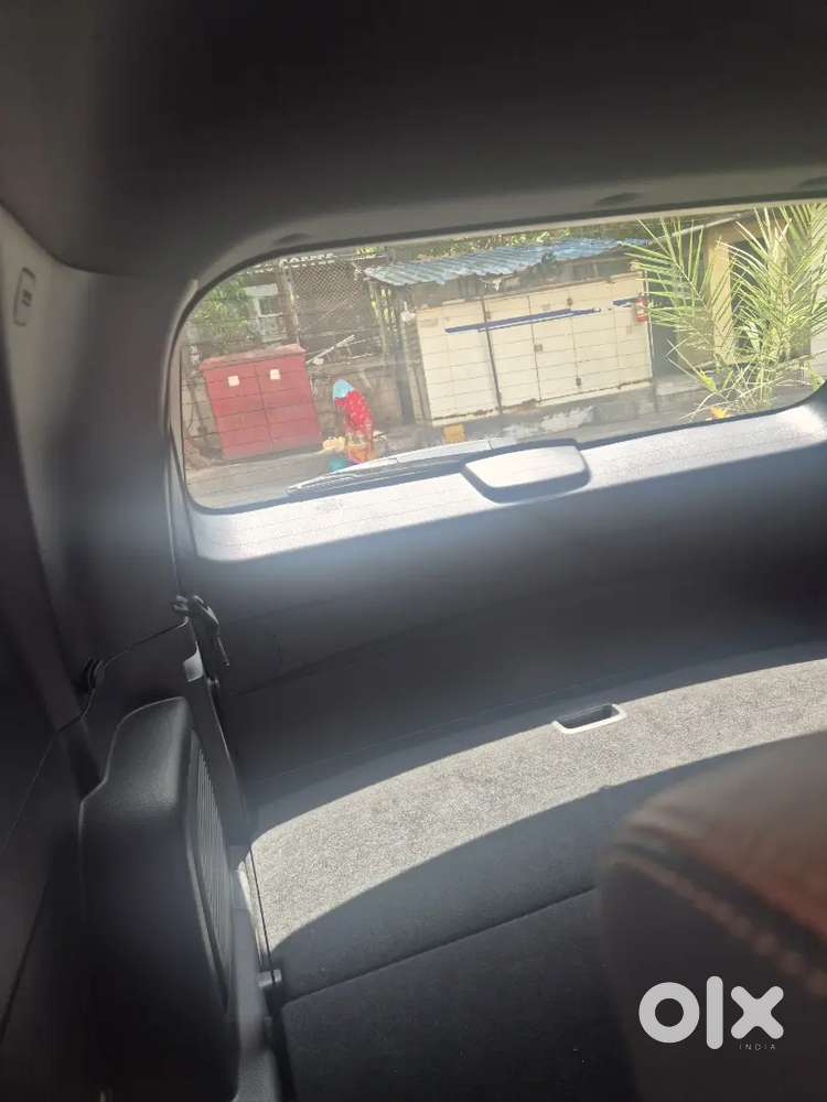 Mahindra Alturas G4 2022 Diesel 50000 Km Driven