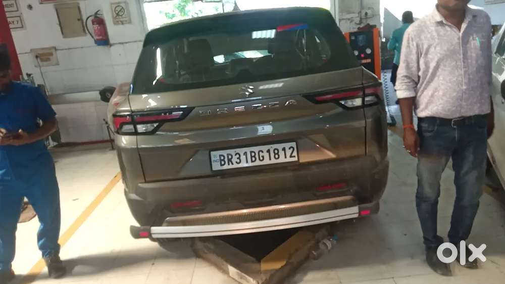 Maruti Suzuki Brezza 1.5 Vxi 2025hybrid