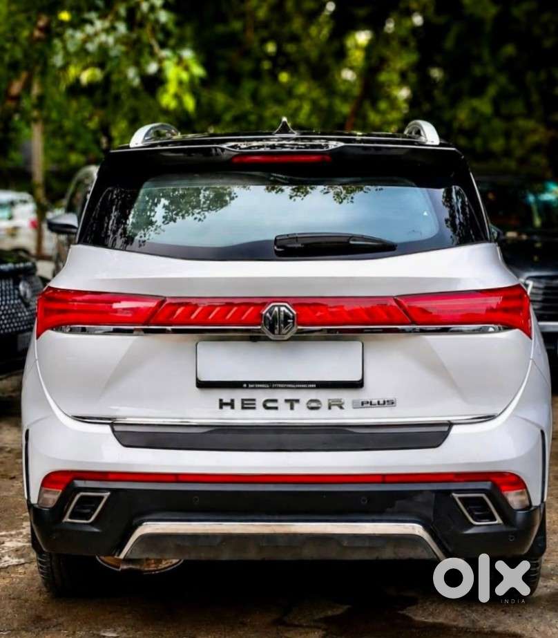 Mg Hector Plus Sharp Pro 1.5 Turbo Petrol Cvt 6 Str, 2023, Petrol