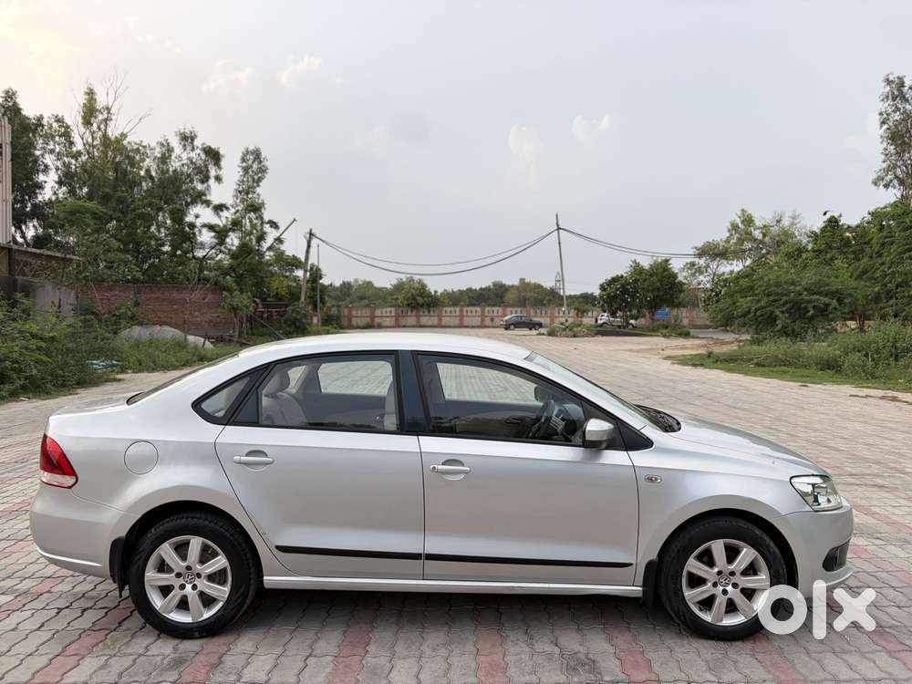 Volkswagen Vento Petrol Highline, 2012, Petrol