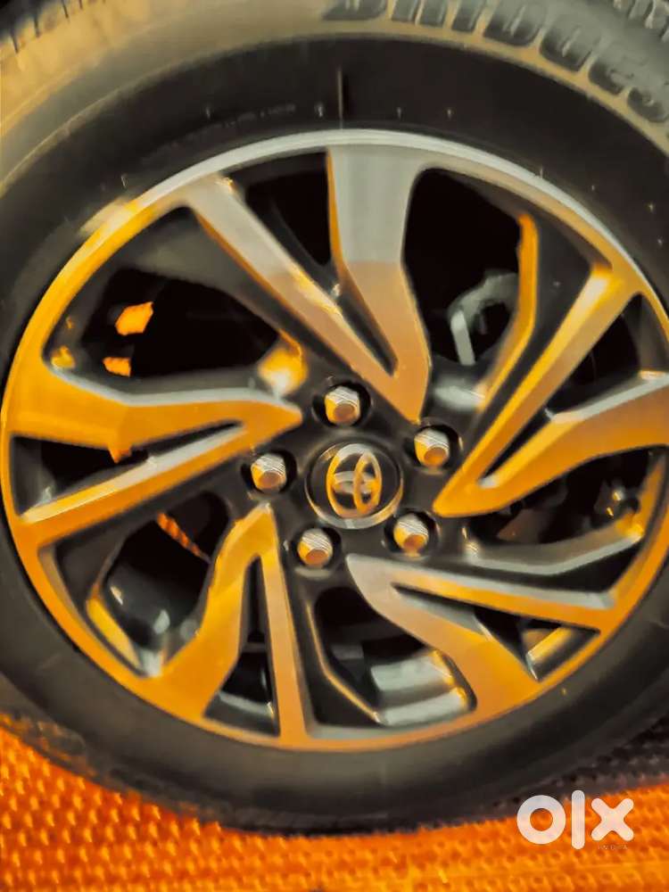 Toyota Innova Crysta 2021/12 Diesel Low Km 29000  Driven