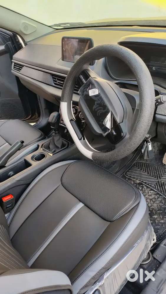 Tata Nexon Petrol+cng 2025 Brand New Dark Grey Colour