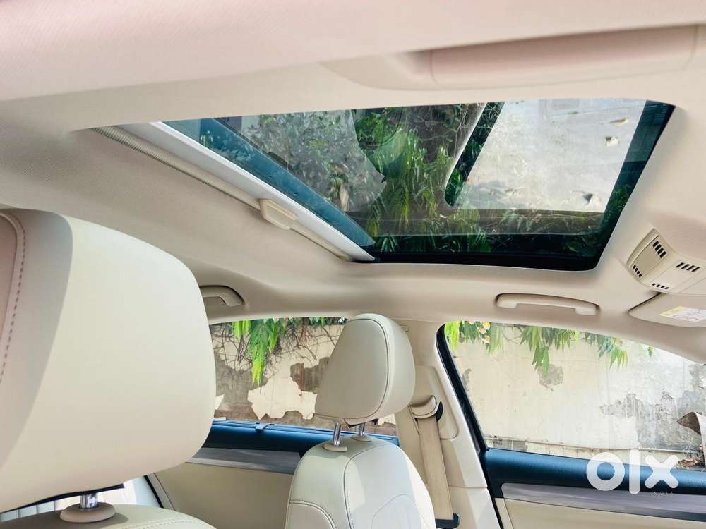 Skoda Superb Style 1.8 Tsi Mt, 2018, Petrol