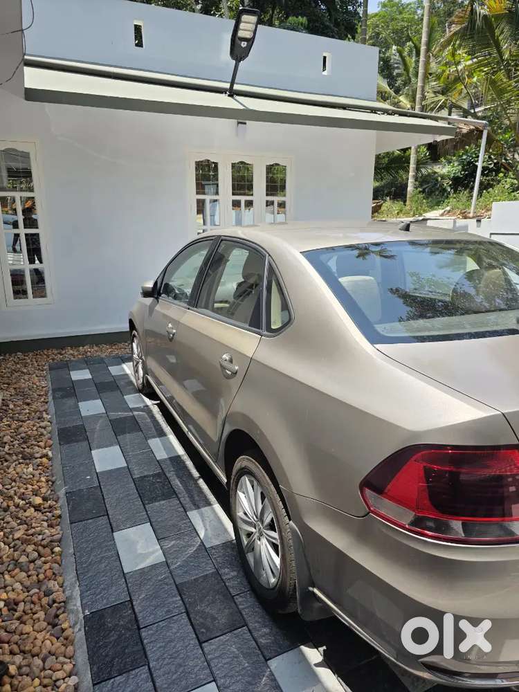 ​well Maintained 2016 Registered Vento Highline Petrol - Single Owner