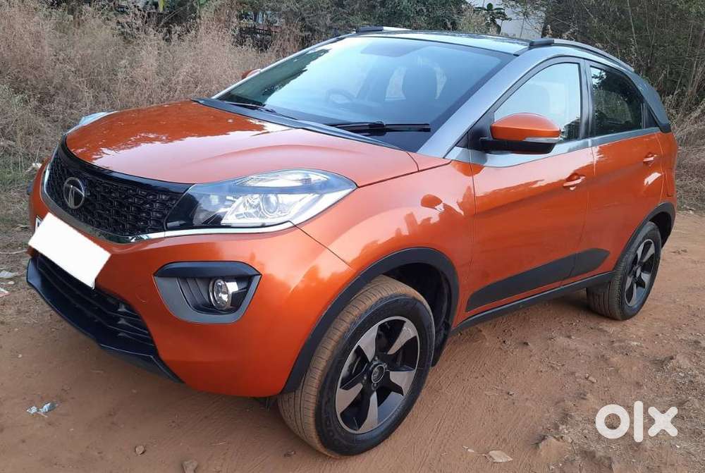 Tata Nexon 1.2 Revotron Xza Plus Dualtone, 2018, Petrol