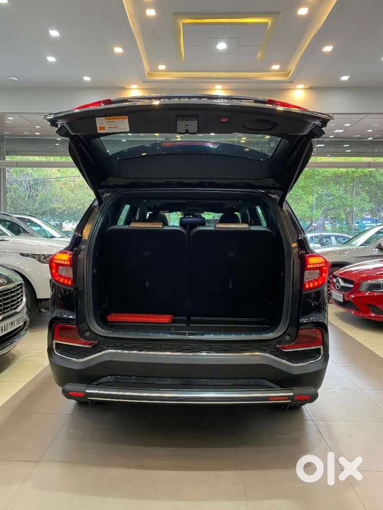 Mahindra Alturas G4 4wd At, 2019, Diesel