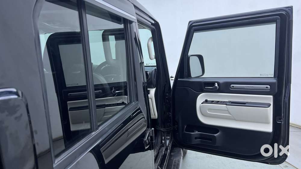 Mahindra Thar Roxx Mx5 Petrol At 2wd, 2025, Petrol