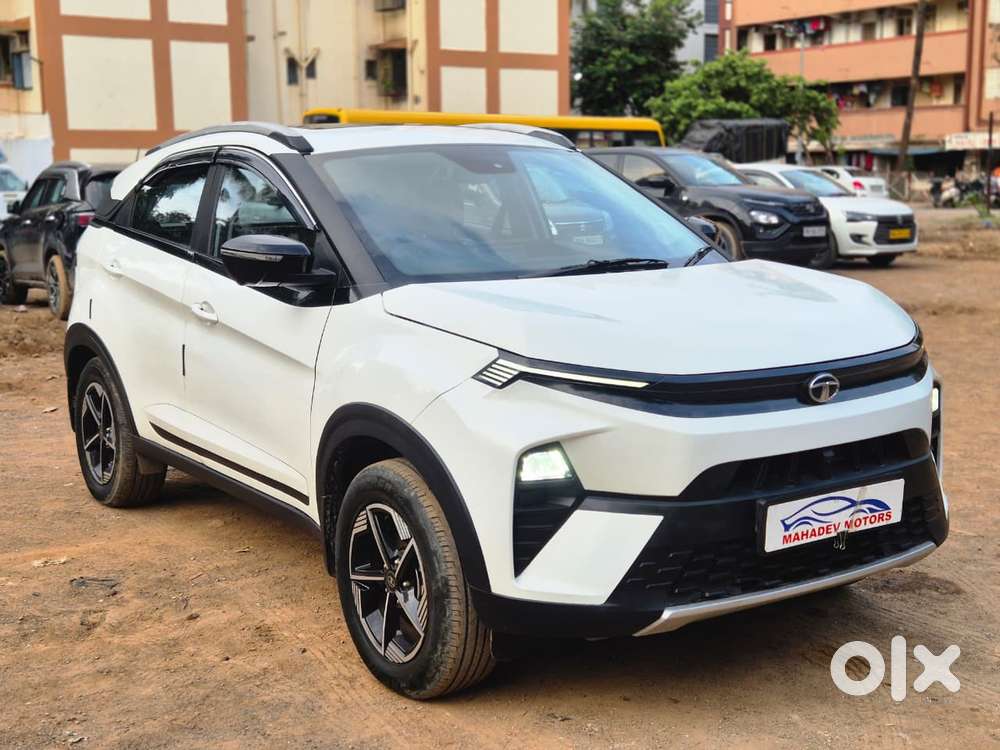 Tata Nexon Creative Plus 1.2 Revotron Petrol 6 Mt, 2025, Cng & Hybri..